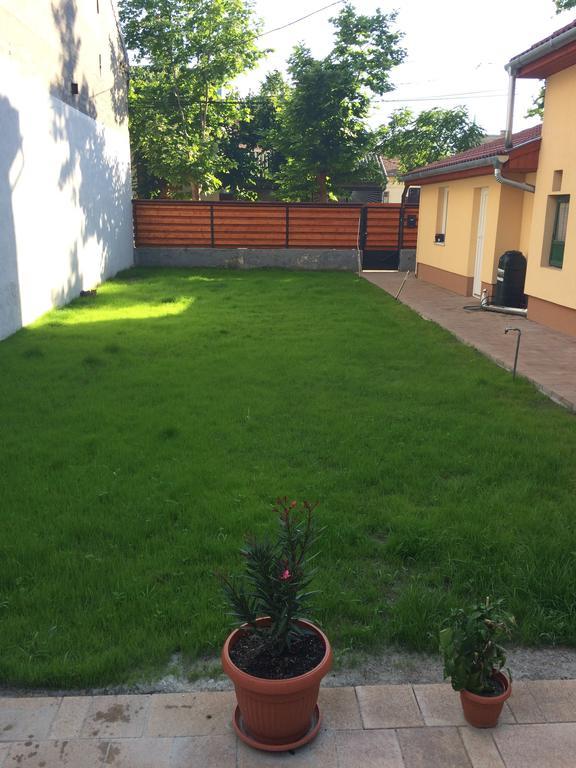 Green Garden Apartman Apartment Budapesta Exterior foto